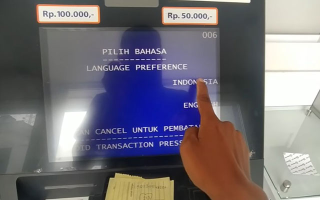 Pilih bahasa Indonesia.